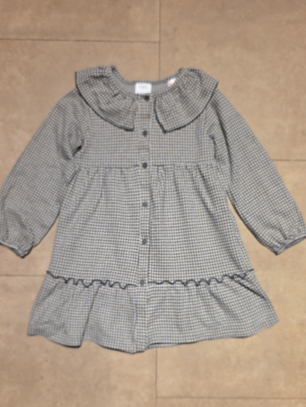 Zara Girls Blue and White Gingham Dress with Peter Pan Collar. Size 5-6 Years